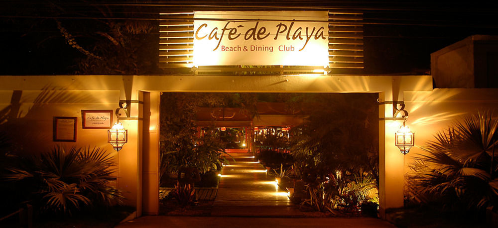 Café de Playa beach front suites Coco Exterior foto